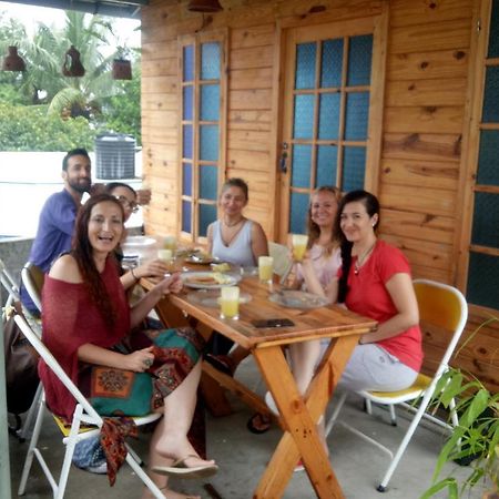 Niya Nest Homestay Kochi Exterior foto